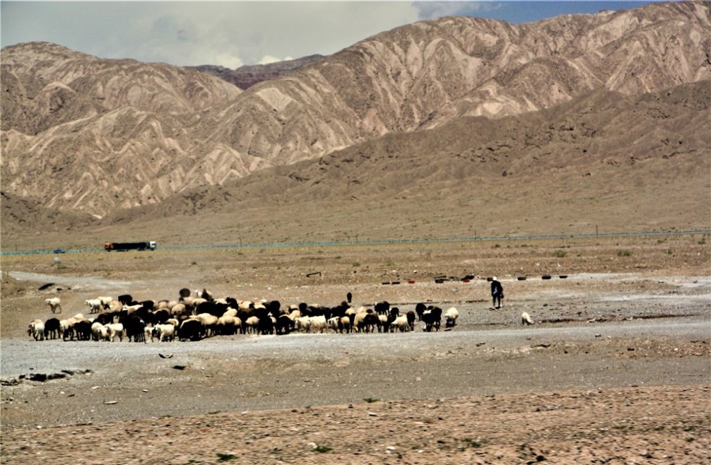 Highway 314, Aksu to Kashgar, Xinjiang, China