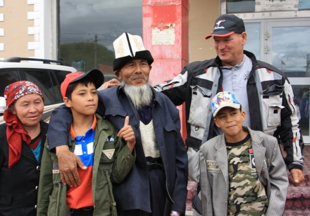 Kirgiz Family, Tashkurgan Town, Karakorum Highway, Tajik Autonomous County, Xinjiang, China
