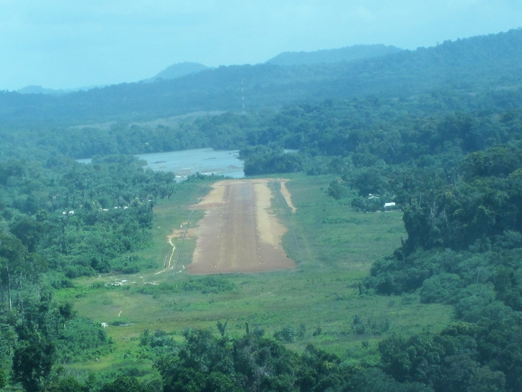 Flight to Iwokrama River Lodge