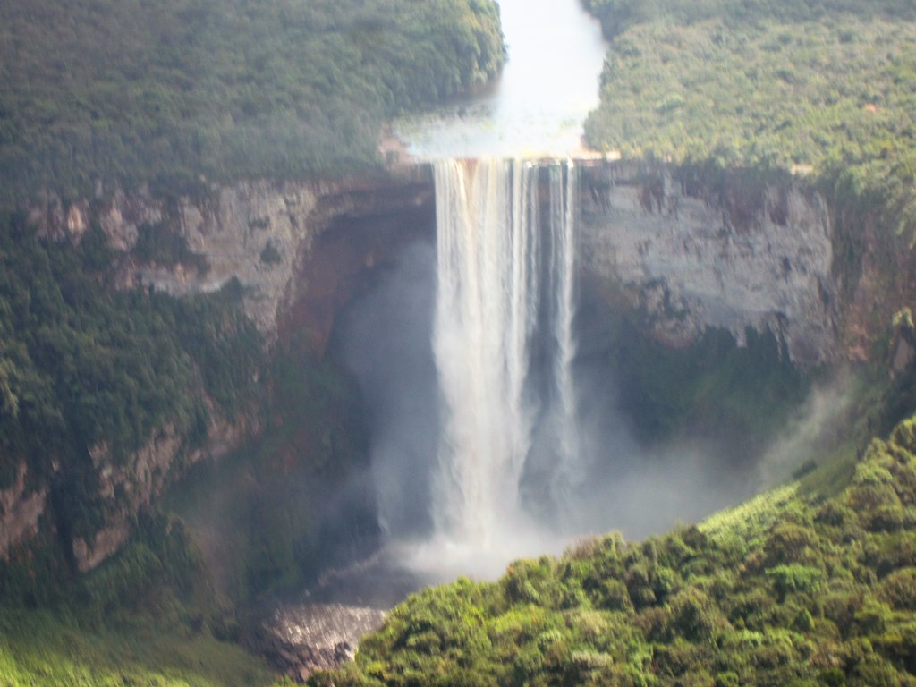  Kaietour, Potaro River, Guyana