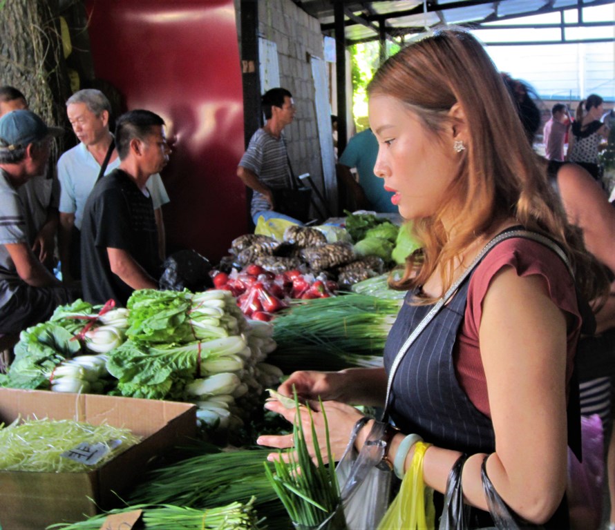   Asian Market, Paramaribo, Suriname