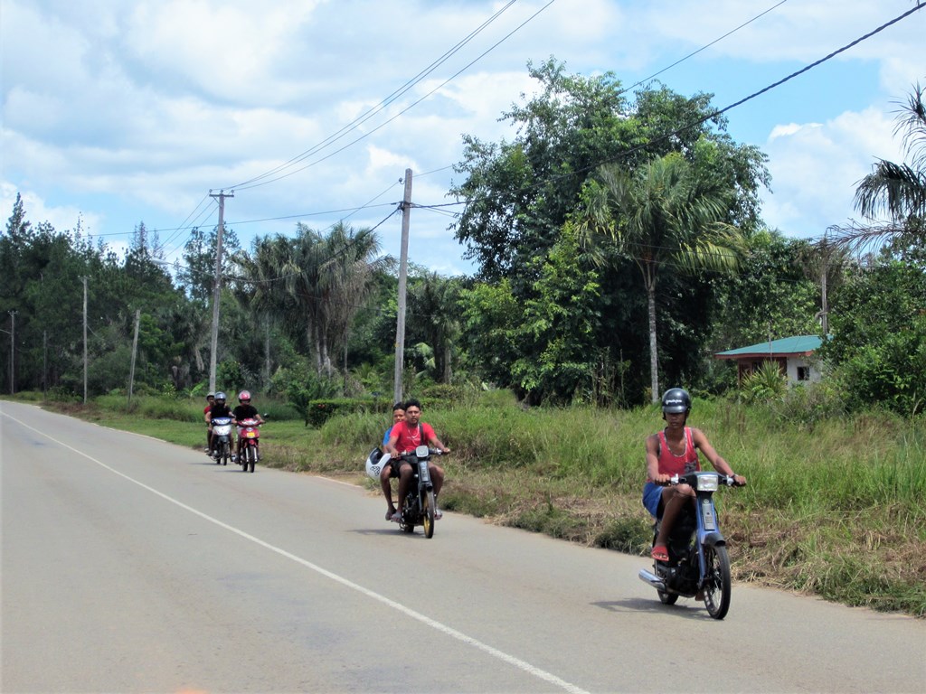 On the Road, Suriname