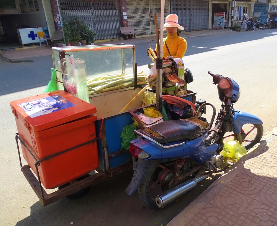 Sugar Cane Juice, Riverside, Kampong Thom, Cambodia