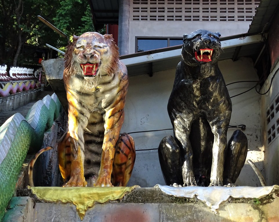 Temple Guardians, Tham Dao Khao Kaeo, Saraburi, Thailand