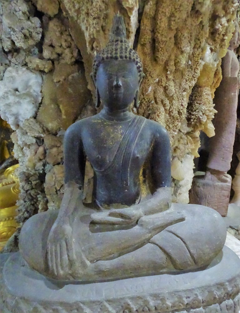 Parat Cha Wemonmoree, Temple Cave, Nakhon Ratchasima, Thailand