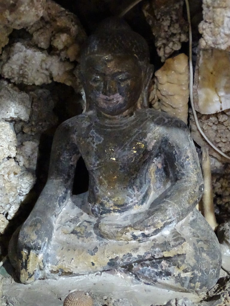 Parat Cha Wemonmoree, Temple Cave, Nakhon Ratchasima, Thailand