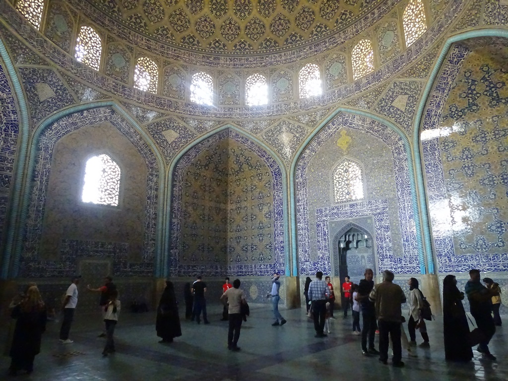  Lotfollah Mosque, Naqsh-e Jahan Square, Isfahan, Iran