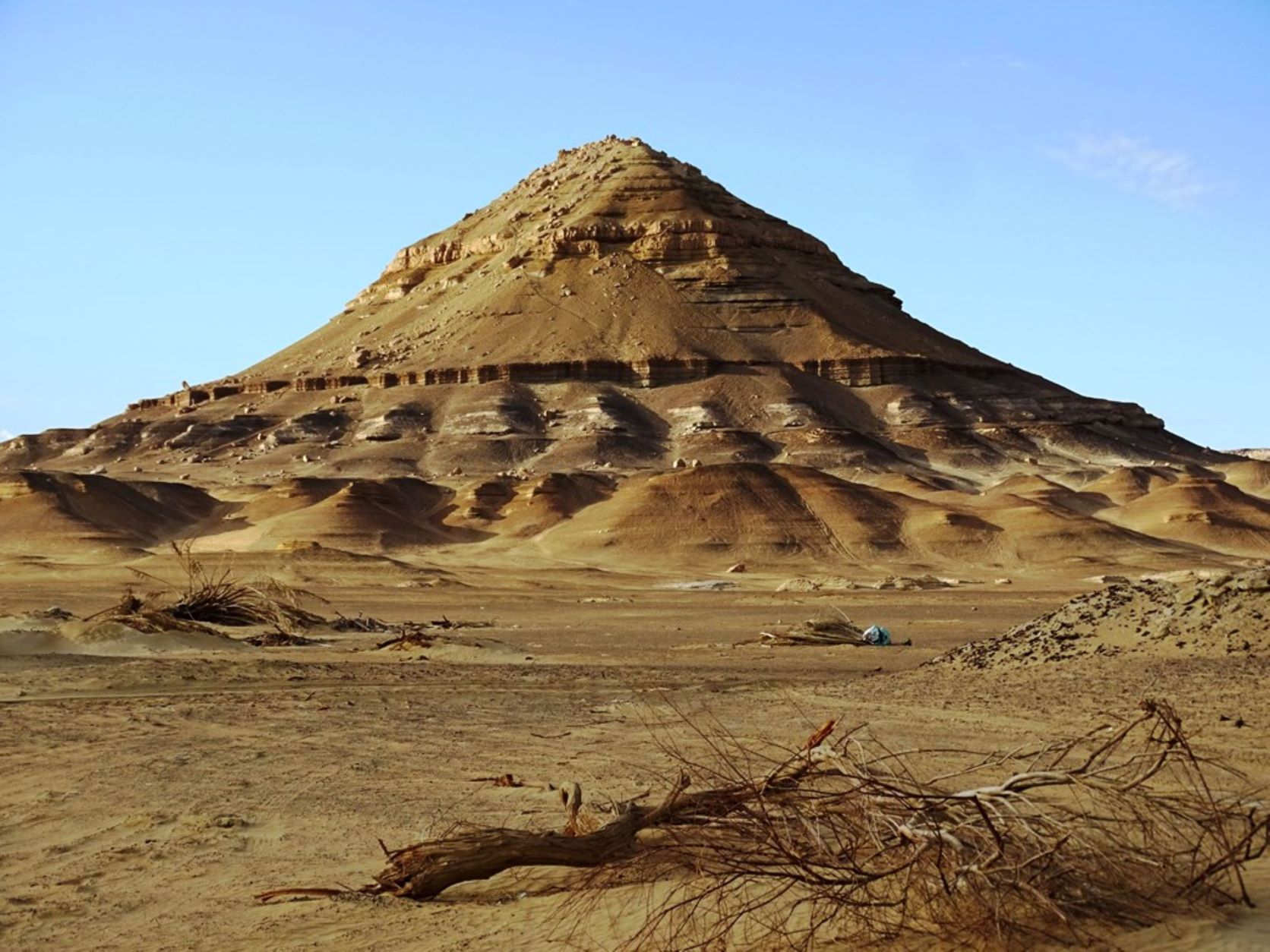 Pyramid Mountain, Bahariya Oasis