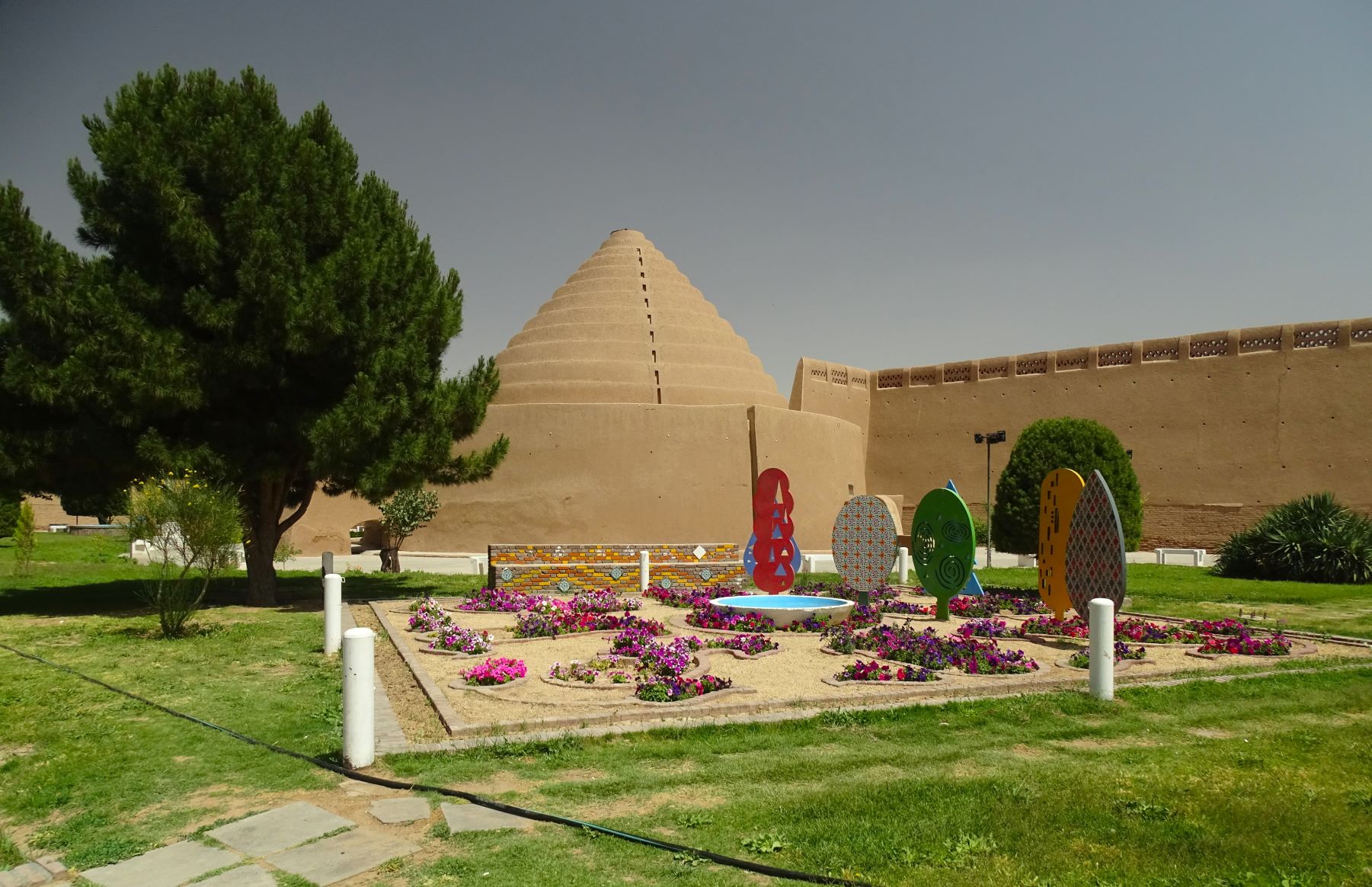 Zarisef Icehouse, Kerman, Iran