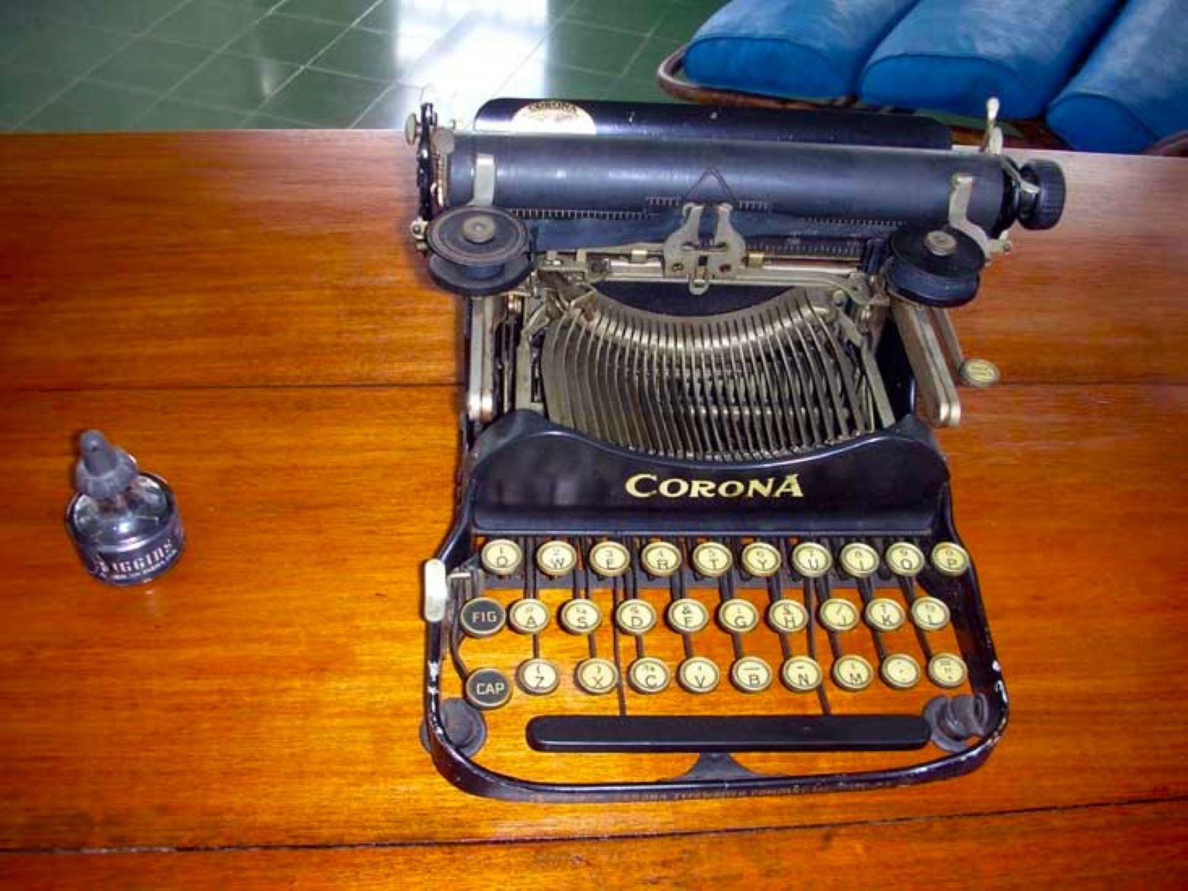 Hemingway Typewriter