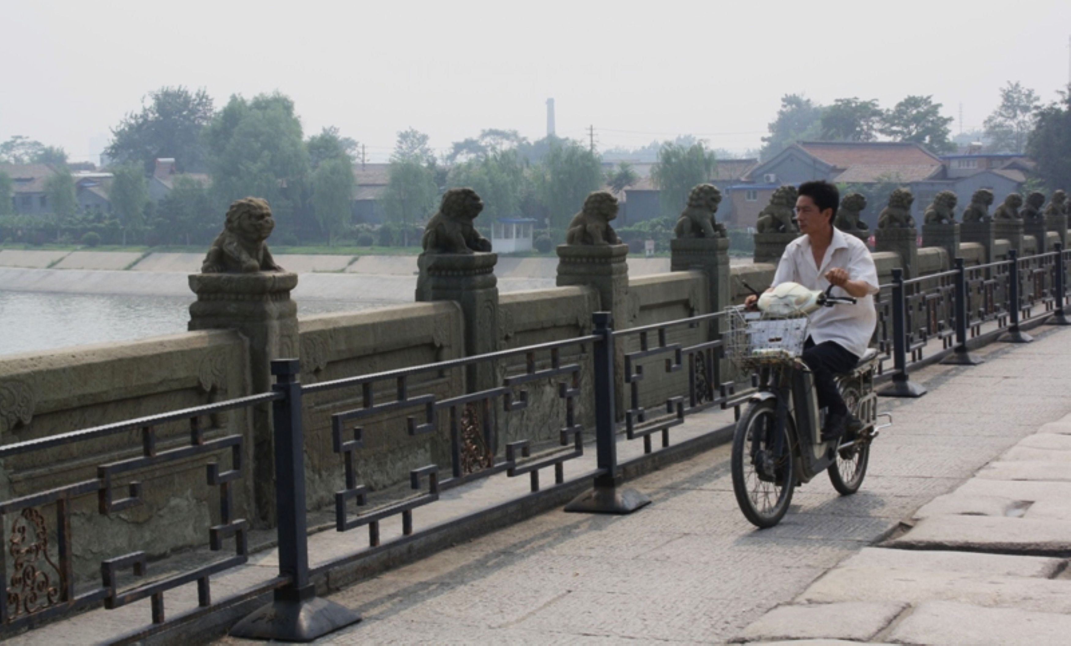 Uncountable Lions Bridge, Wanping City