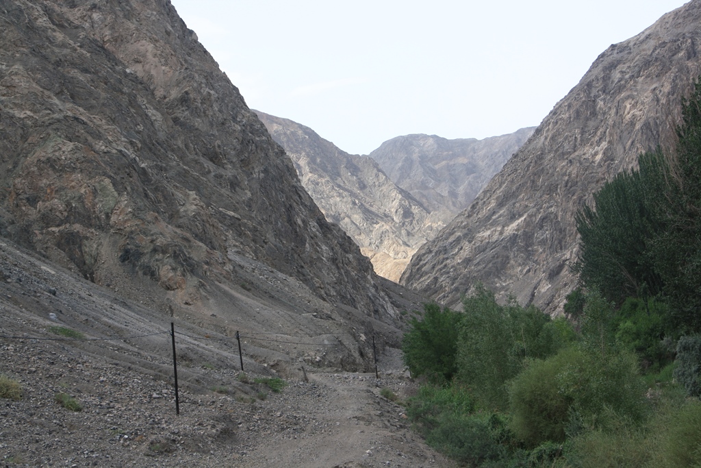 Tiemen Guan Pass, Korla, Xinjiang, China