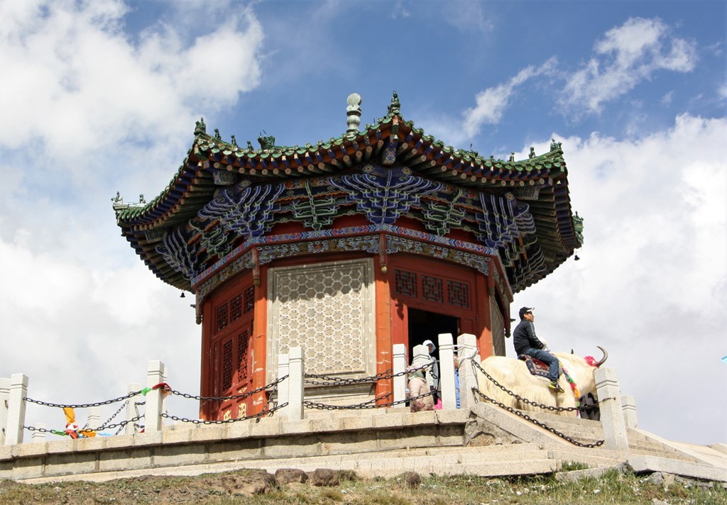 Sun and Moon Mountain, Qinghai Province, China