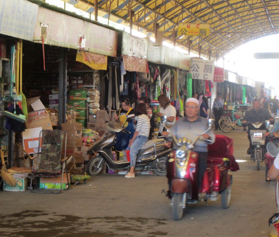 Market, Hami, Xinjiang, China