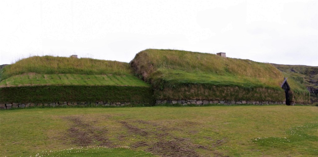 Icelandic Turf House https://en.wikipedia.org/wiki/Icelandic_turf_house