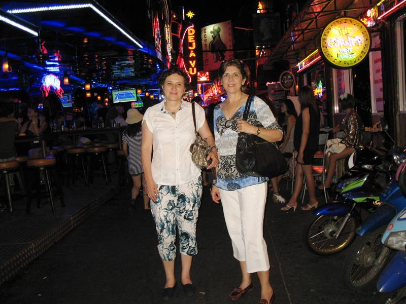 Luisa, Dolly, Soi Cowboy, Bangkok