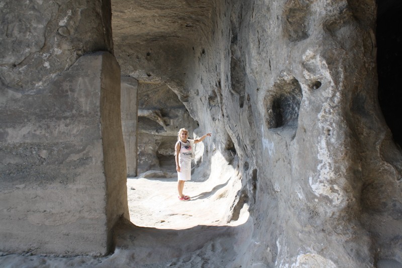  Uplistsikhe Cave City, Gori, Georgia