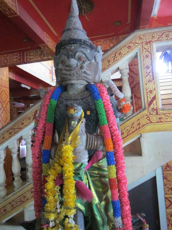 Wat Phra That Rueang Rong, Si Saket, Thailand