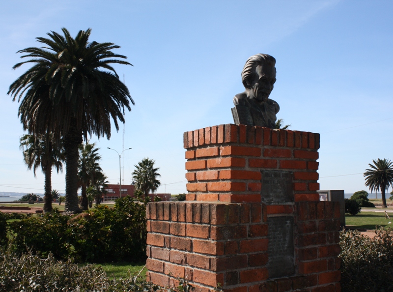 Kahil Gibran,  La Rambla de Montevideo, Uruguay