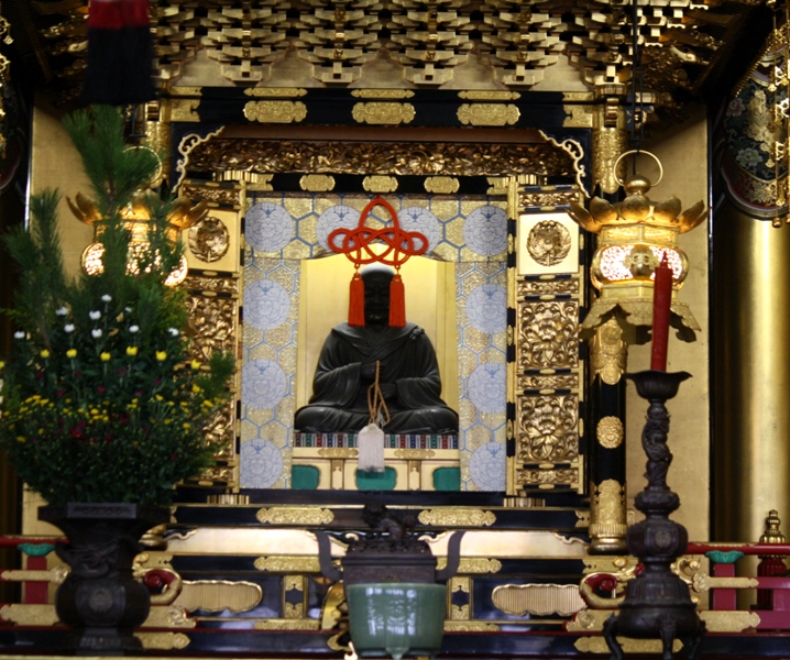 Nishi-Hongan-ji Temple, Kyoto, Japan 