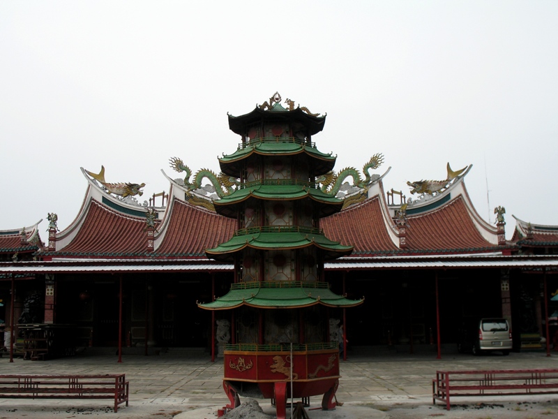  Vihara Gunnung Timor, Medan, Sumatra, Indonesia