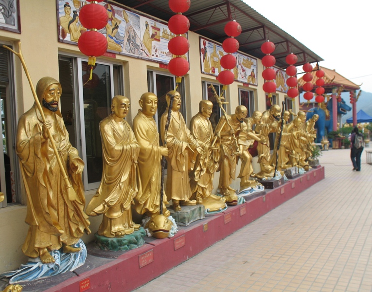 Ten Thousand Buddhas Monastery, Hong Kong