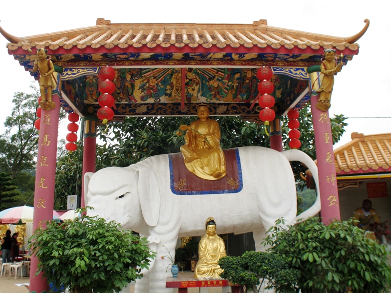 Ten Thousand Buddhas Monastery, Hong Kong