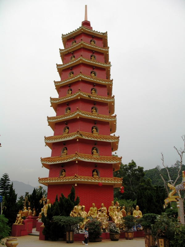 Ten Thousand Buddhas Monastery, Hong Kong