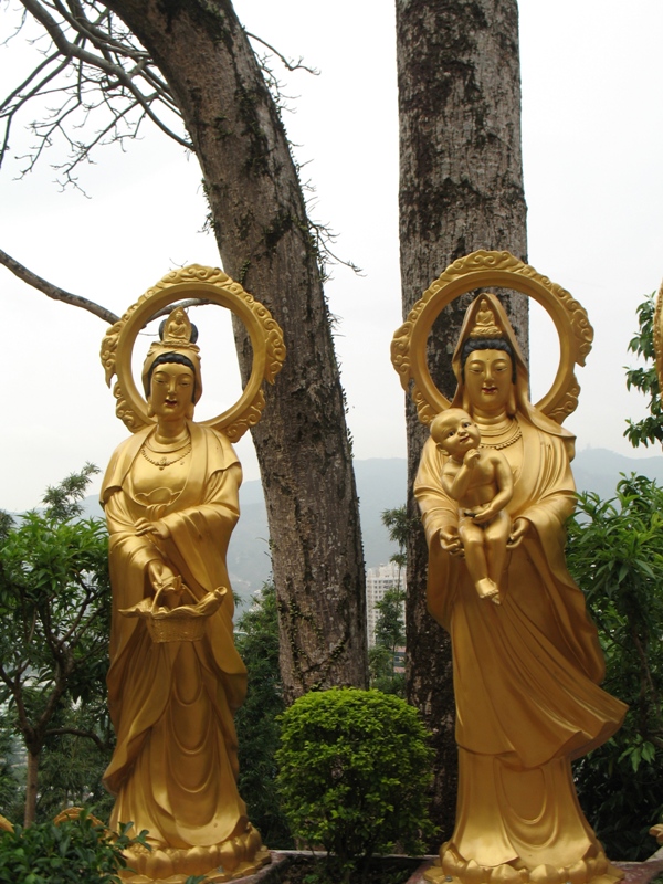 Ten Thousand Buddhas Monastery, Hong Kong