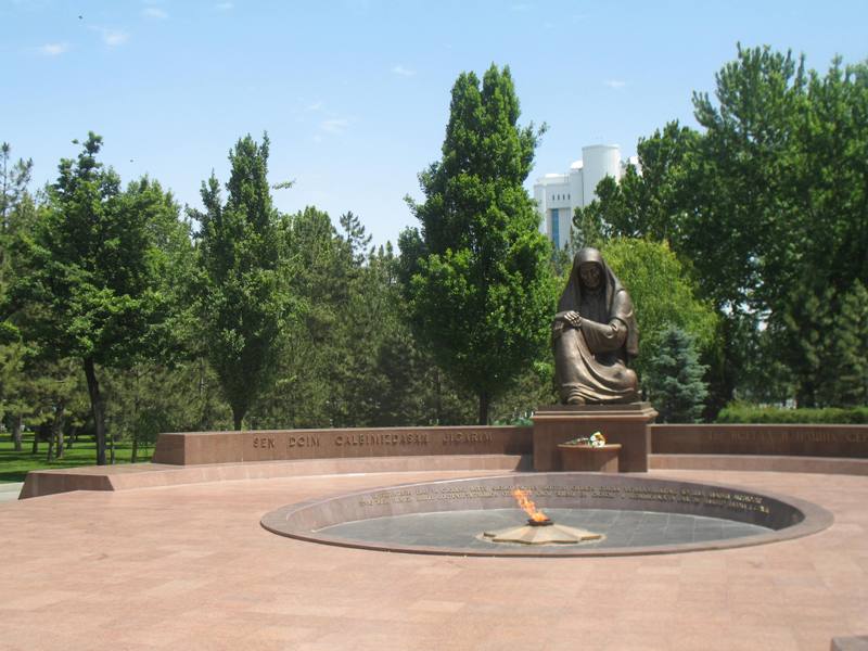 Crying Mother Monument, Tashkent, Uzbekistan
