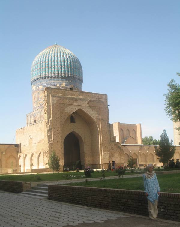 Bibi-Khanym Mosque, Samarkand, Uzbekistan