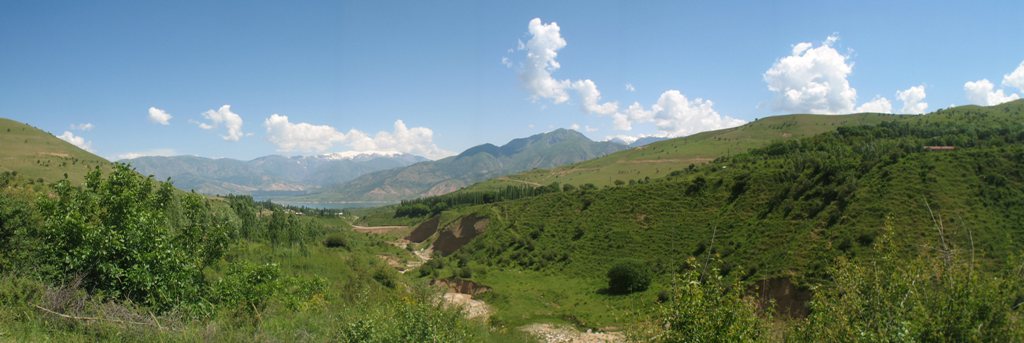 Chorvoq Reservoir, Uzbekistan 