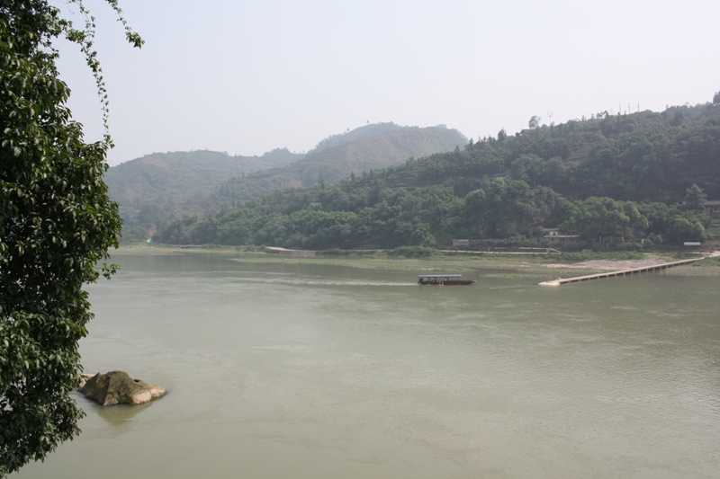 Yi River, Thousand Buddha Cliffs, Sichuan Province