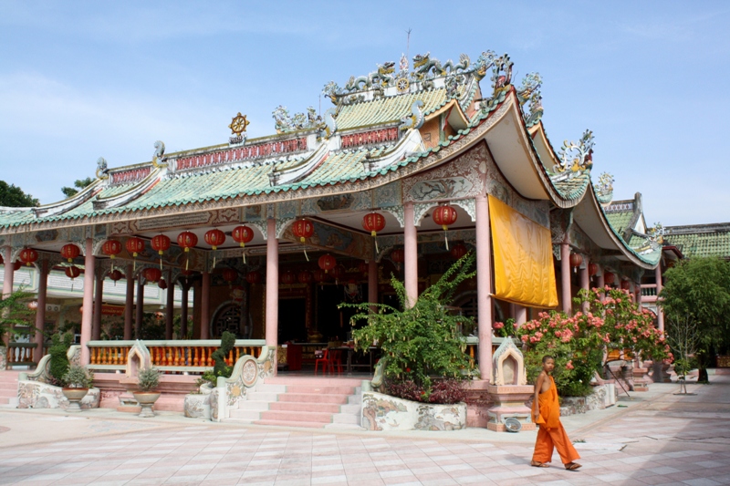  Mongkon Buppharam Chinese Temple, Chanthaburi, Thailand
