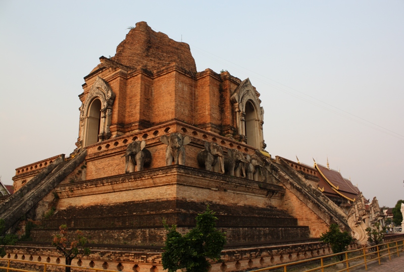 Wat Chedi Luang Varaviharm, Chiang Mai 