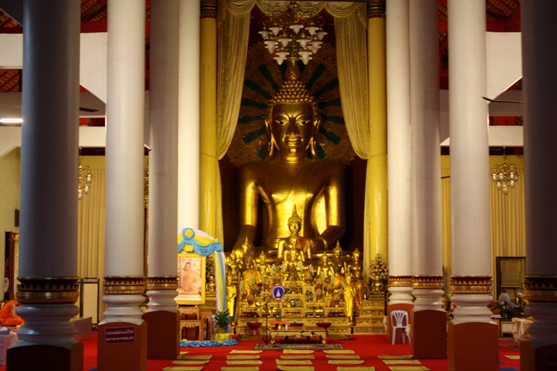  Wat Phra Singh Vora Maha Vihara, Chiang Mai, Thailand