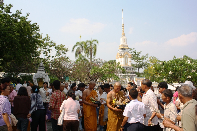 Buatnak Monk Ceremony, Tak