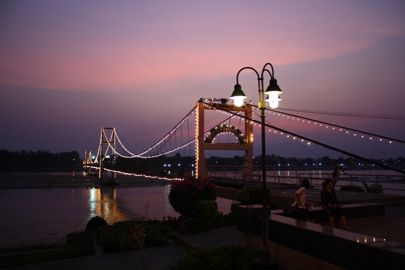 Bangkok Bicentennial Bridge, Tak