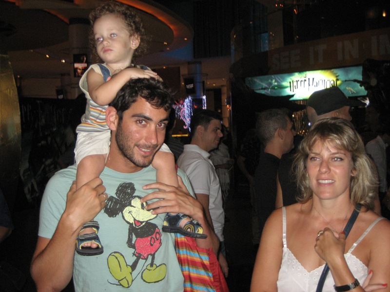 Chanukah in Bangkok, 2010