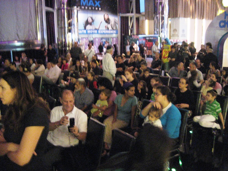 Chanukah in Bangkok, 2010