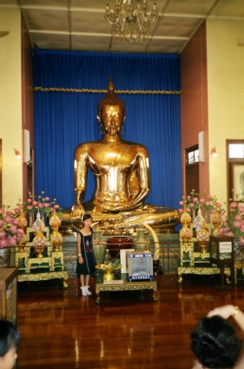 Wat Traimit, Bangkok, Thailand