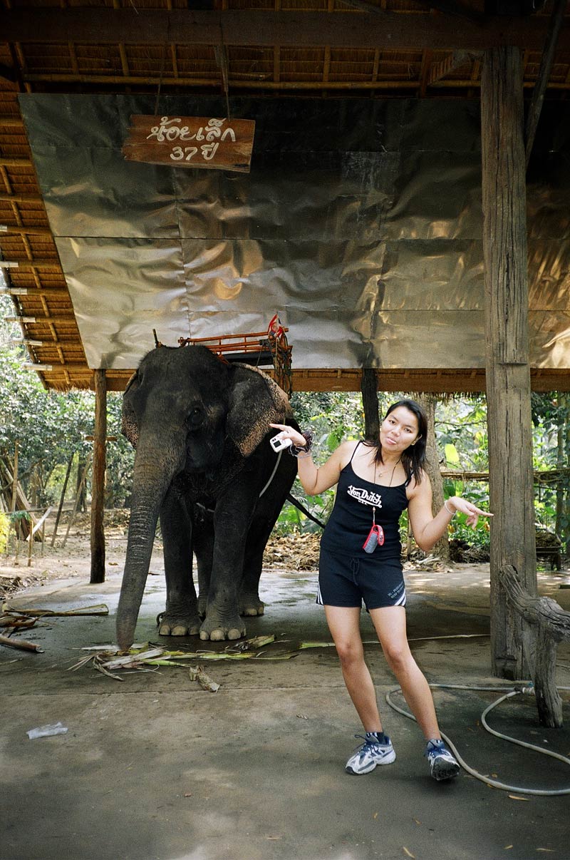  Boom, River Kwai, Kanchanaburi, Thailand