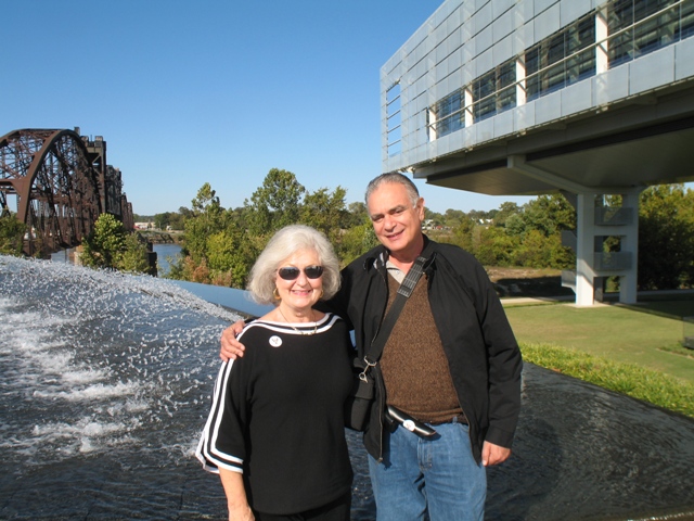 Dodie &amp;  Jan, Clinton Library, Little Rock, Arkansas