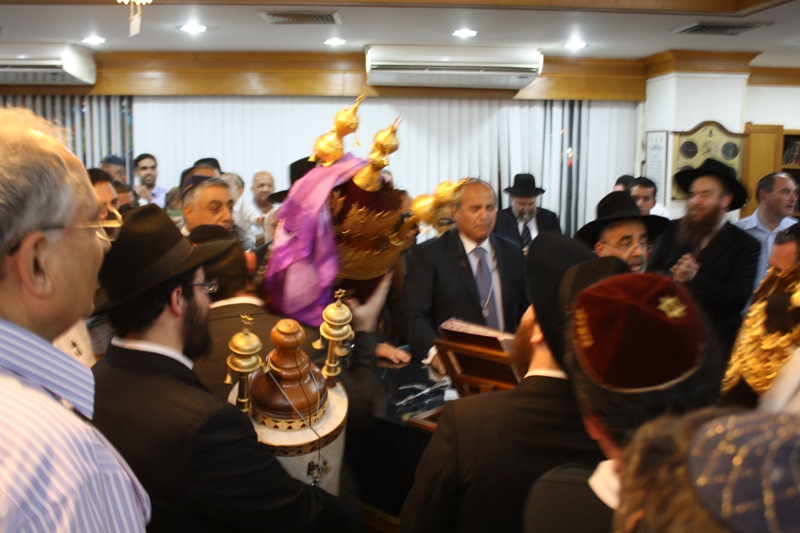 Torah Dedication, Even Chen Synagogue, Bangkok