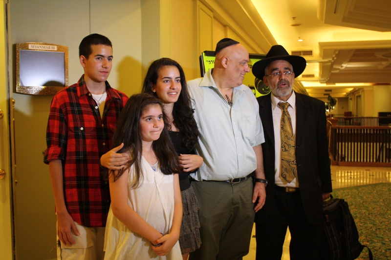 Torah Dedication, Even Chen Synagogue, Bangkok