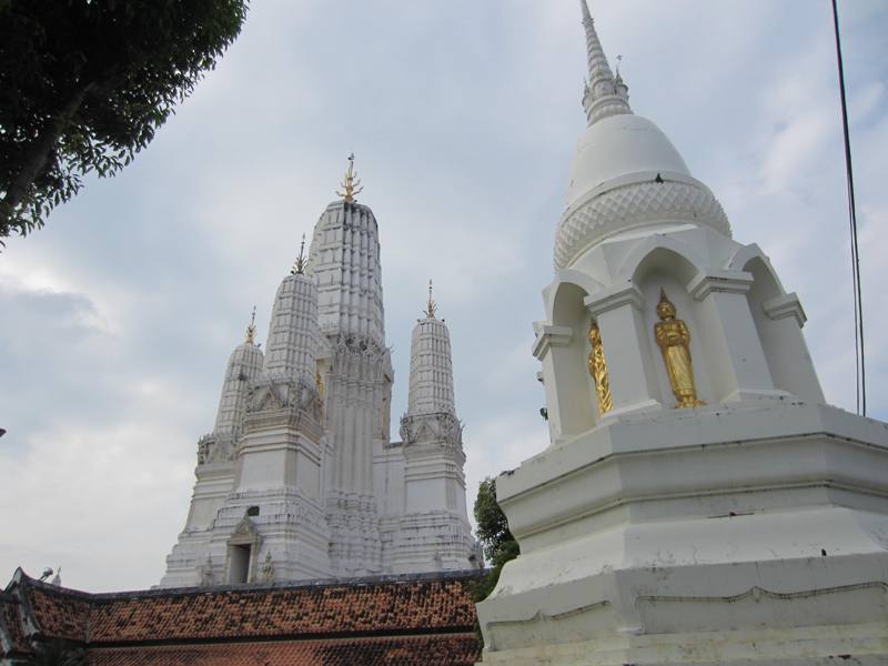  Wat Mahathat Worawihan, Phetchaburi, Thailand