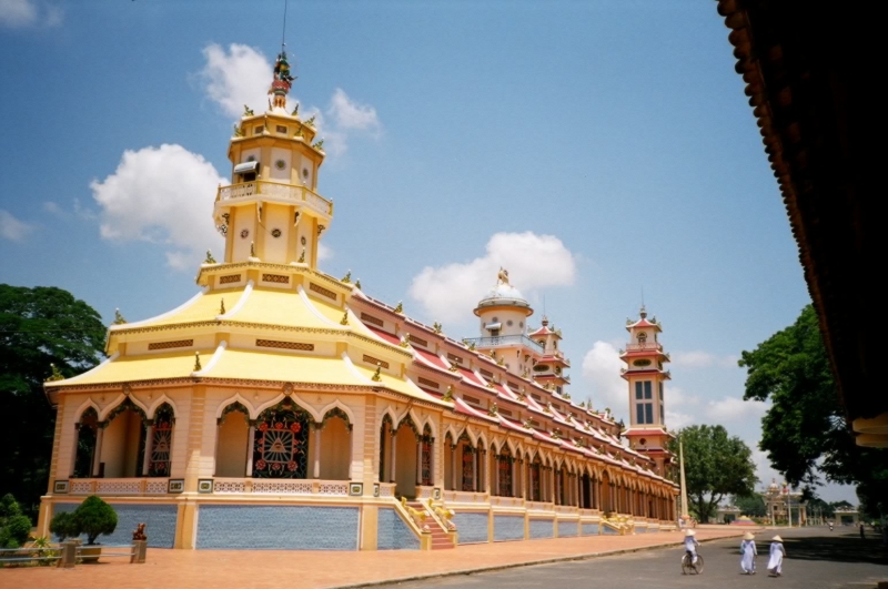 Cao Dai Temple, Tay Ninh, Vietnam