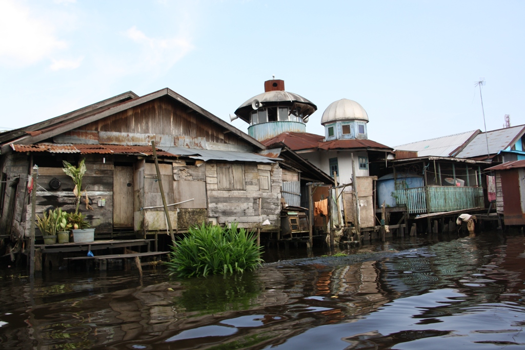 Canals, Banjarmasin, South Kalimantan, Indonesia 