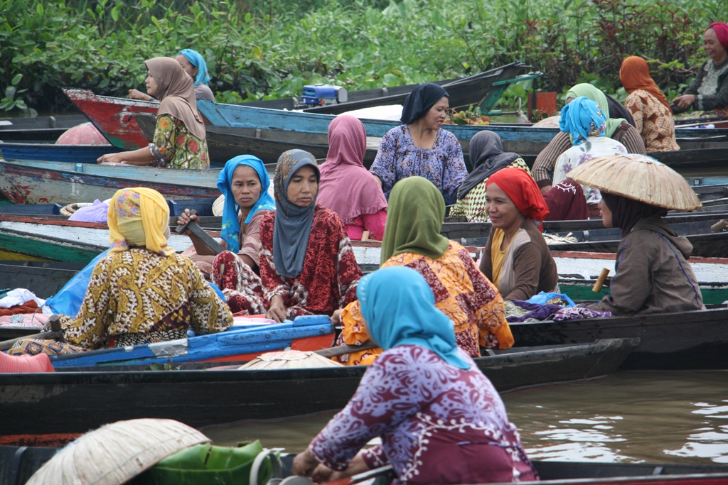 Floating Market, Banjarmasin, Kalimantan, Indonesia 