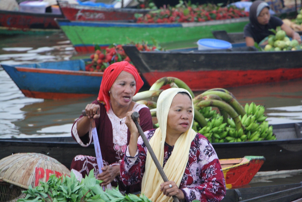 Floating Market, Banjarmasin, Kalimantan, Indonesia 